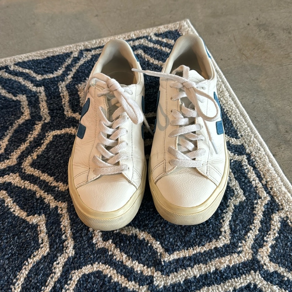Veja Sneakers